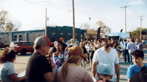 people in line a for the love food truck